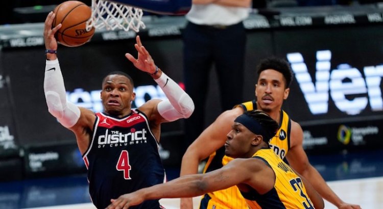 NBA : Russel Westbrook s’offre un triple double et entre dans l’histoire du Basketball