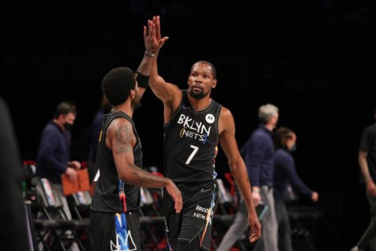 Kevin Durant trône sur le parquet après deux mois d’absence