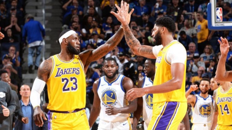 NBA : Les Lakers s'imposent sur le fil contre Houston !