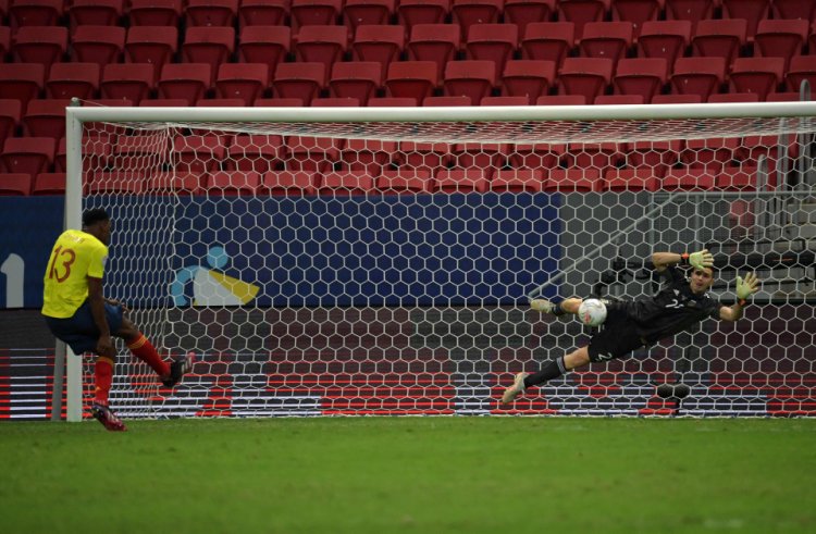 Copa America: voici ce que le gardien argentin a dit à Yerry Mina pour le distraire pendant les tirs au but.