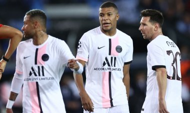 PSG : Messi, Neymar ou encore Mbappé ? Anelka tranche !