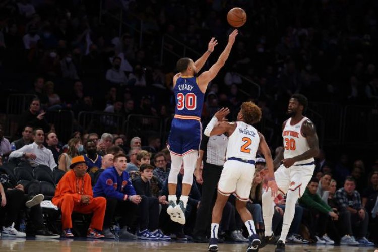 Stephen Curry s’empare du record à 3-points et devance Ray Allen