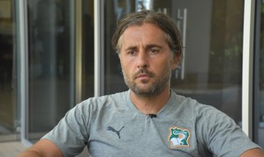 CAN 2021 : Interview du coach Beaumelle après Côte d'ivoire vs Sierra leone (vidéo).