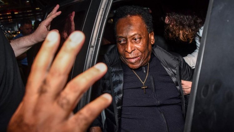 Depuis l'hôpital, Pelé donne des nouvelles rassurantes!